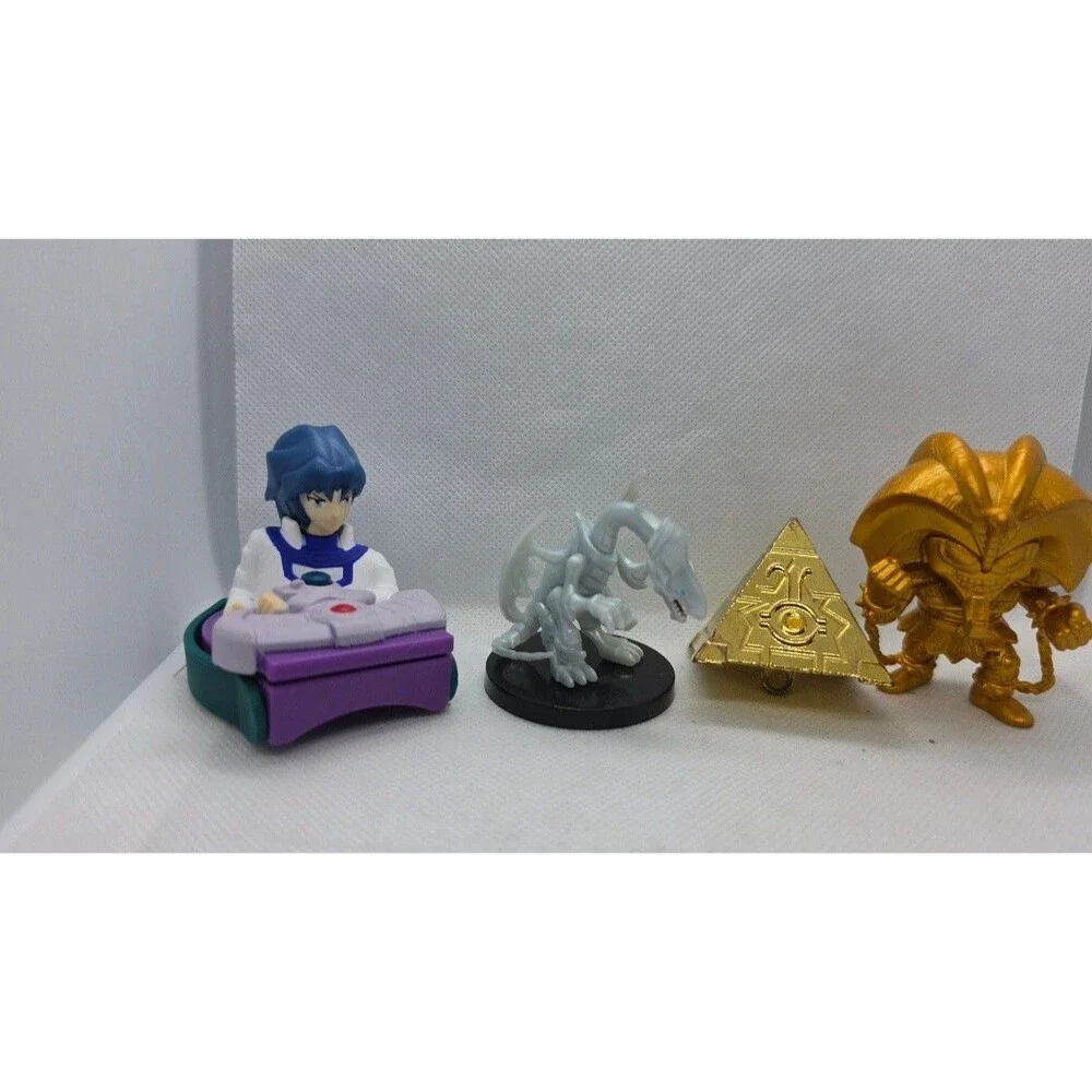 Yu-Gi-Oh! Mini Figure Lot Kaiba Blue-Eyes White Dragon Millennium Puzzle